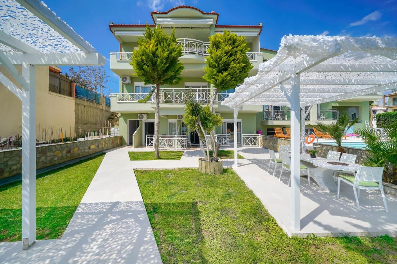 Lafeyra Apartments リメナリア エクステリア 写真