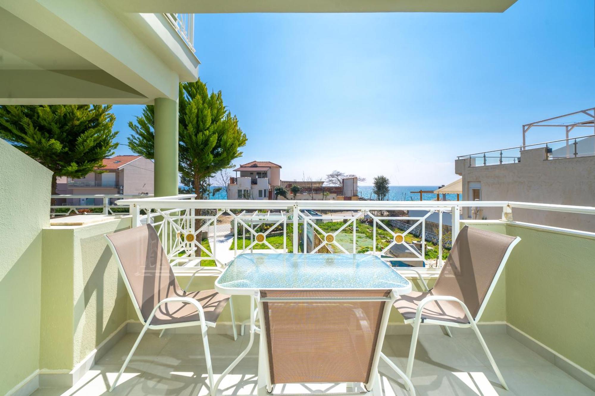 Lafeyra Apartments リメナリア エクステリア 写真